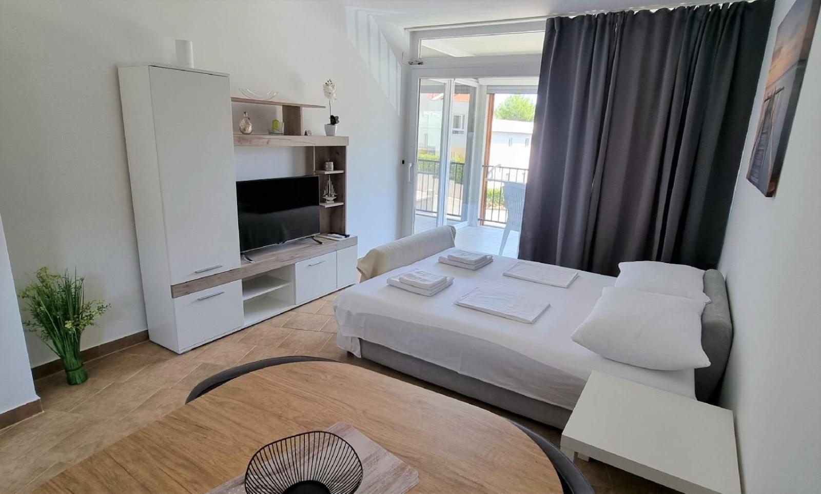 Apartmani Sunce I More Premantura Luaran gambar